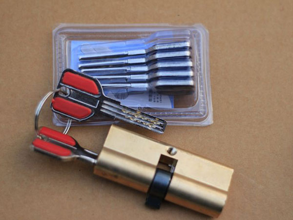 常熟24小时上门开锁公司